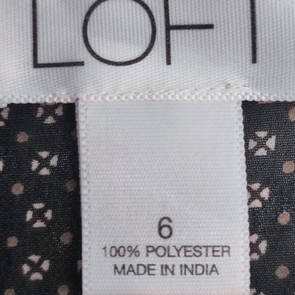 LOFT Ann Taylor lightweight blouse frill deep cut neck black women's size 6 - Picture 6 of 9